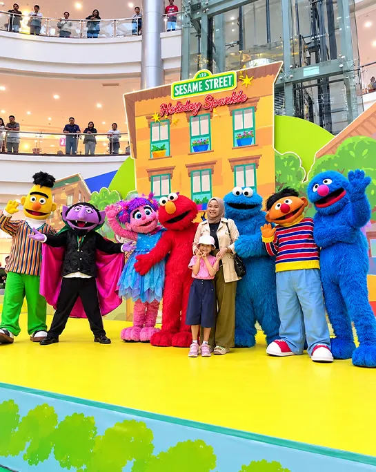 MARGOCITY HOLIDAY SPARKLE WITH SESAME STREET